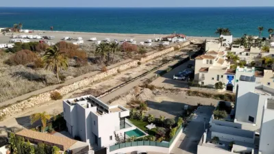 Chalet on Avenida de Palomares photo 45
