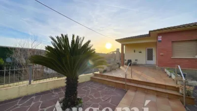 House in La Sagrera 2 photo 2