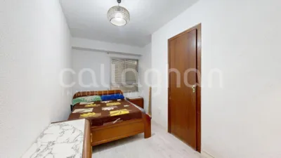 Flat on Carrer de la Santa Cruz de la Zarza photo 16
