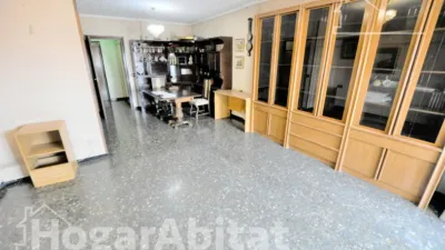 Apartment on Avenida de Ausiàs March photo 2