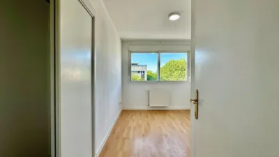Apartment on Pablo Palazuelo Street photo 15