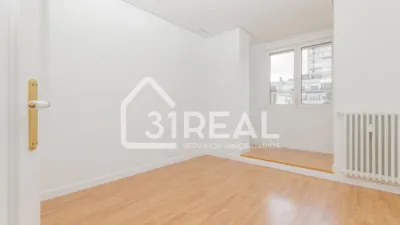 Duplex penthouse on Quintana Street photo 12