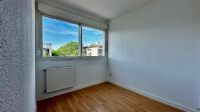 Apartment on Pablo Palazuelo Street photo 13