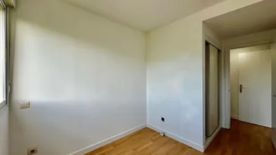 Apartment on Pablo Palazuelo Street photo 14