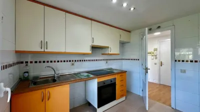 Apartment on Pablo Palazuelo Street photo 6