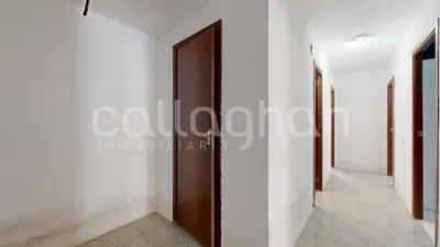 Flat on Carrer de la Santa Cruz de la Zarza photo 12