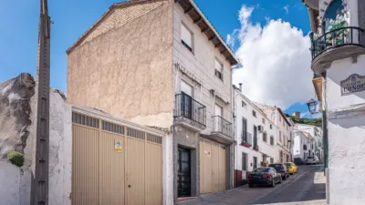 House on Calle Real photo 2