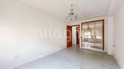 Flat on Carrer de la Santa Cruz de la Zarza photo 13