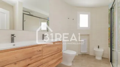 Duplex penthouse on Quintana Street photo 32