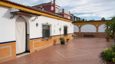 Chalet on Calle Manuel Causse Sales photo 6