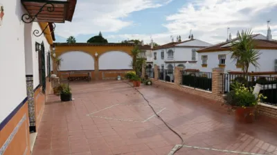 Chalet on Calle Manuel Causse Sales photo 2