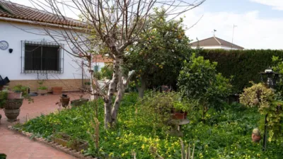 Chalet on Calle Manuel Causse Sales photo 37