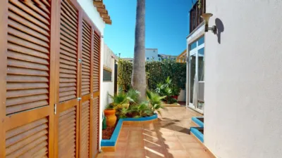 Apartment on Carrer de Xabec photo 32