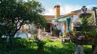 Chalet on Calle Manuel Causse Sales photo 32