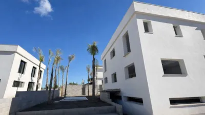 Semi-detached house on Calle 4P, Calle Fandango photo 2