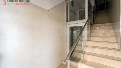 Apartment on Calle José Hierro photo 13