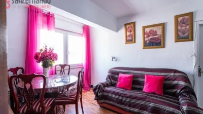 Apartment on Calle José Hierro photo 2