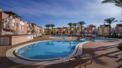 Apartment on Avenida de Juan Sebastián Elcano photo 18