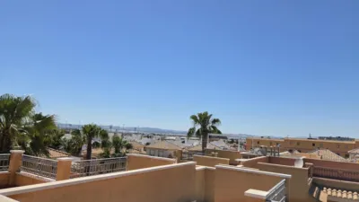 Casa adosada en calle Gotzone Mora photo 30