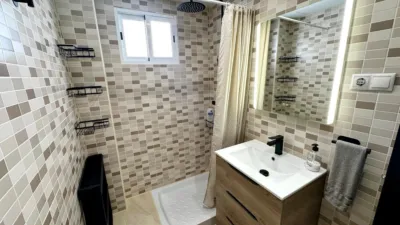 Apartment on Maestro Caballero Street photo 14