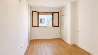 Apartment on Carrer de Dragonera photo 10
