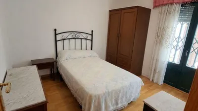 House in Castilla La Mancha photo 8