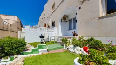 Piso – Torrevieja - Vista 2