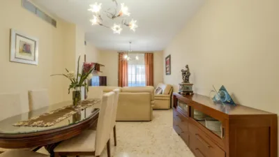 Flat on Calle Sorolla photo 2