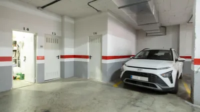 Flat on Calle Sorolla photo 57