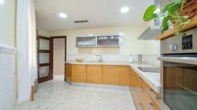 Flat on Calle Sorolla photo 41