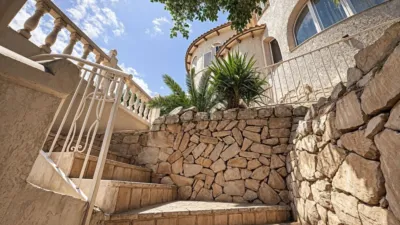 Chalet on Maryvilla Street photo 30