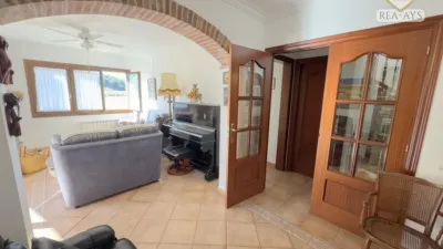 Chalet on Carrer del Llobregat photo 15