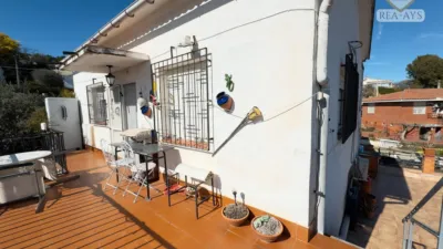 Chalet on Carrer de Santiago Rusiñol photo 47