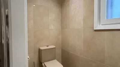Habitación en alquiler en Calle de Juan Bravo, Plaza Mayor-San Agustín (Segovia Capital) de 1.200 €<span>/mes</span>