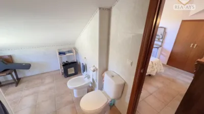 Chalet on Carrer del Llobregat photo 32