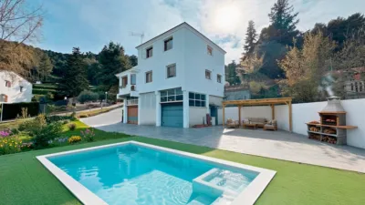 Chalet in Mas de Les Fonts photo 4