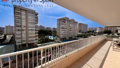 Apartment on Avenida de Benidorm photo 42