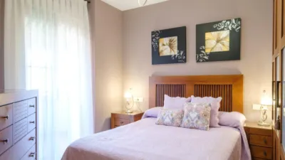 Flat on Calle Sorolla photo 30
