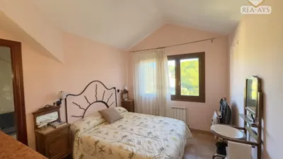 Chalet on Carrer del Llobregat photo 34