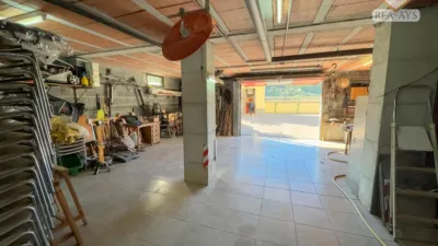 Chalet on Carrer del Llobregat photo 65