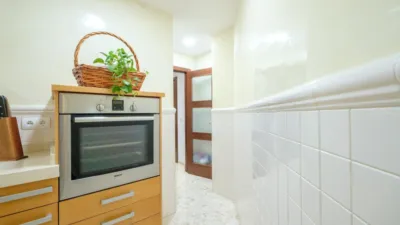 Flat on Calle Sorolla photo 44