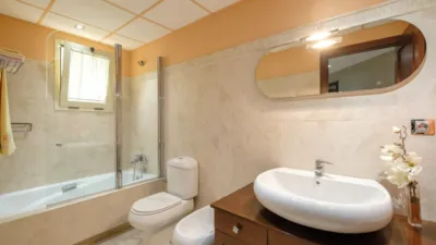 Flat on Calle Sorolla photo 20