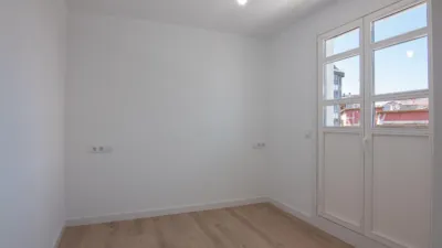 Top-floor apartment on Calle José Luis Cereijo photo 27
