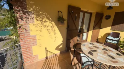 Chalet on Carrer del Llobregat photo 58