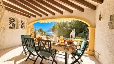 Chalet on Maryvilla Street photo 40