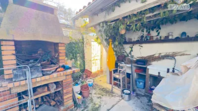 Chalet on Carrer de Santiago Rusiñol photo 52