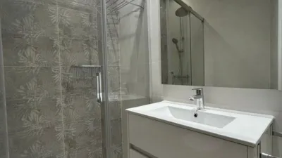 Habitación en alquiler en Calle de Juan Bravo, Plaza Mayor-San Agustín (Segovia Capital) de 1.200 €<span>/mes</span>