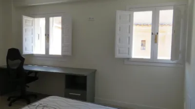 Habitación en alquiler en Calle de Juan Bravo, Plaza Mayor-San Agustín (Segovia Capital) de 1.200 €<span>/mes</span>