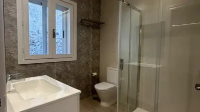 Habitación en alquiler en Calle de Juan Bravo, Plaza Mayor-San Agustín (Segovia Capital) de 1.200 €<span>/mes</span>