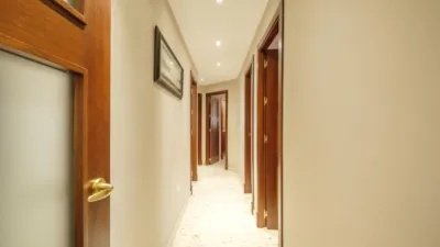 Flat on Calle Sorolla photo 18